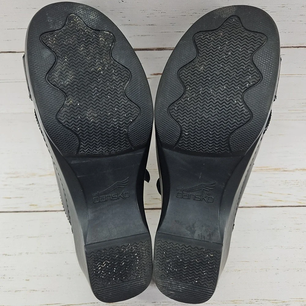 Dansko Sela Womens 40 US 9.5-10 Black Leather Strappy Clog Sandals Slides Chunky